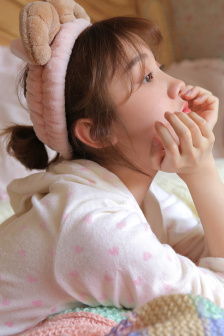 邻居的丰满人妻HD学生